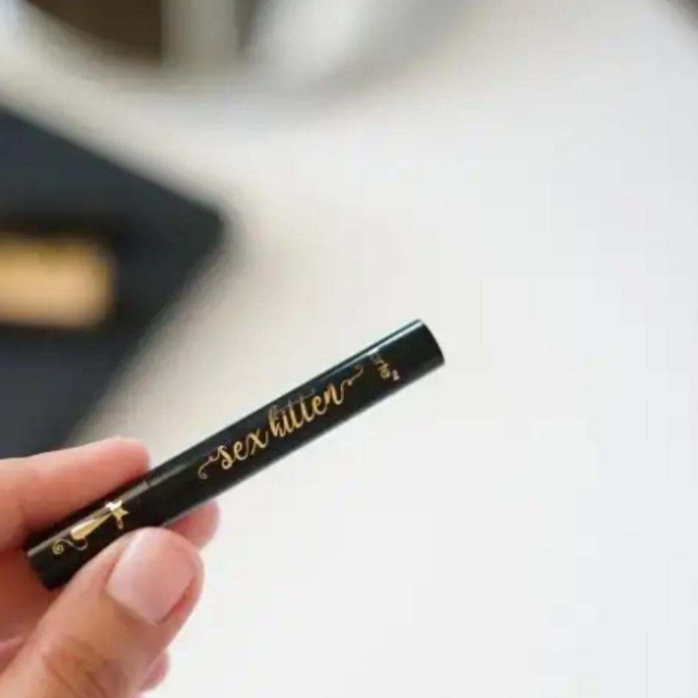 NEW UNUSED TARTE SEX KITTEN EYELINER BLACK  TRAVEL - Picture 3 of 4